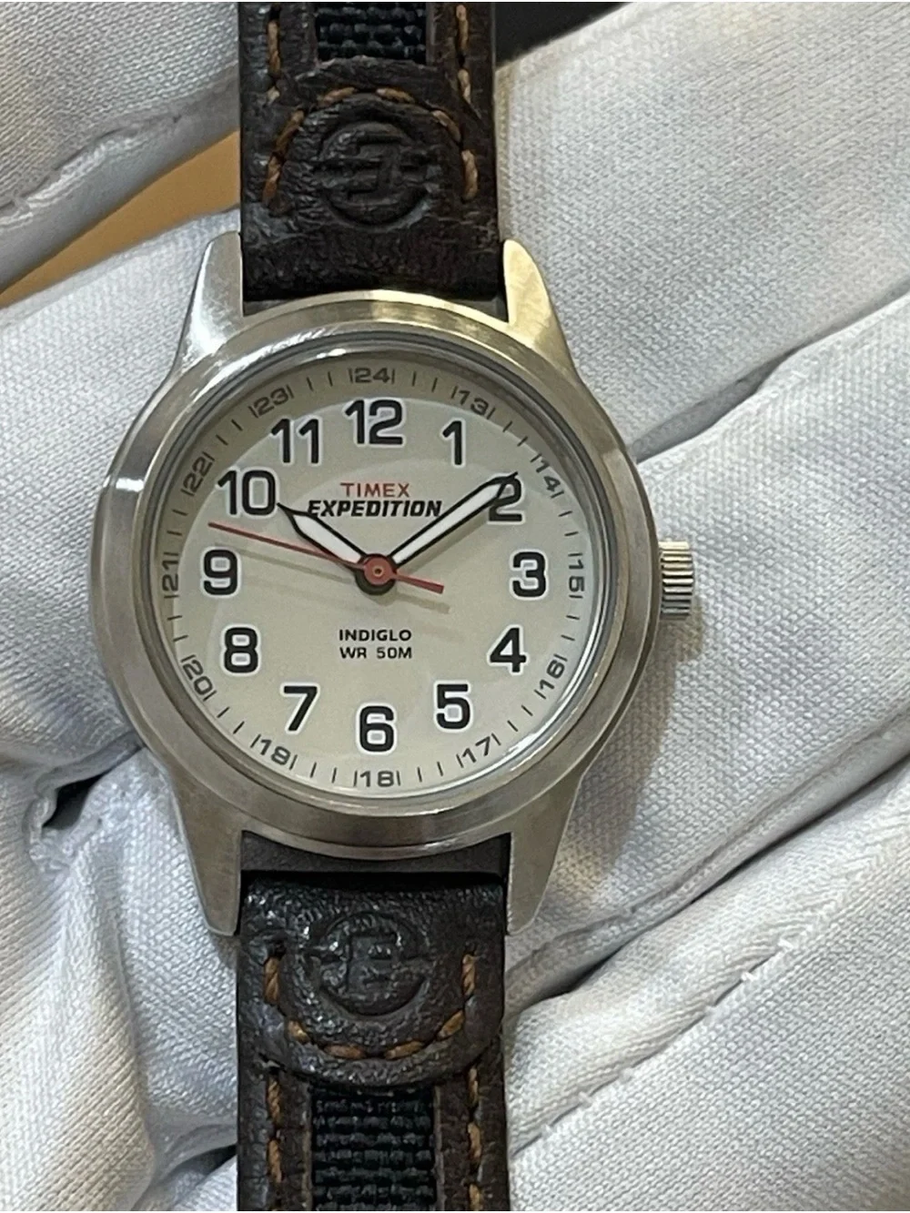 Timex Expedition Womens Watch T41181 Indiglo WR 50M Quartz 26mm Brown Leather